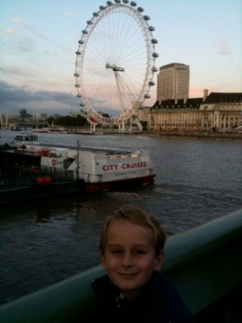 Back to the Hotel. Would you believe it, Mum Becki has booked them into the Travel Lodge by the London Eye!