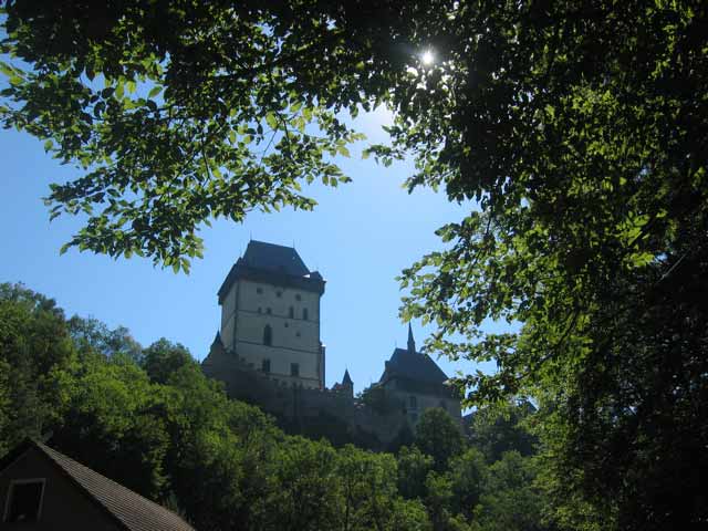 Sue goes on a trip with Phil