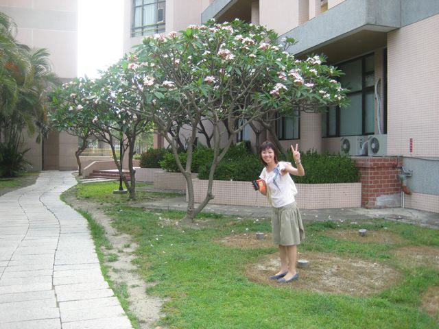 Peggy takes a walk round the campus